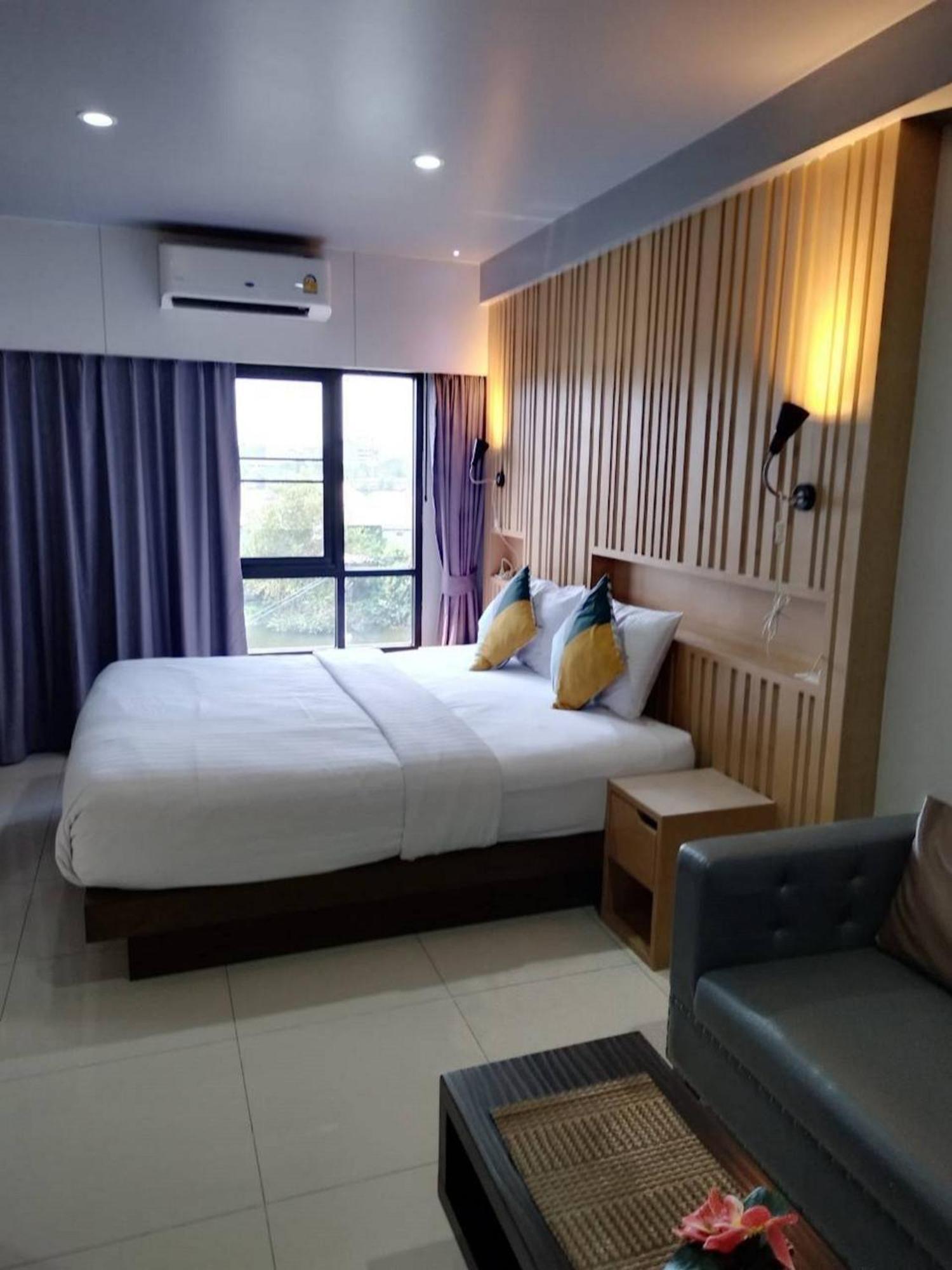 Baan Bangkok 97 Hotel Pathum Thani Exterior photo