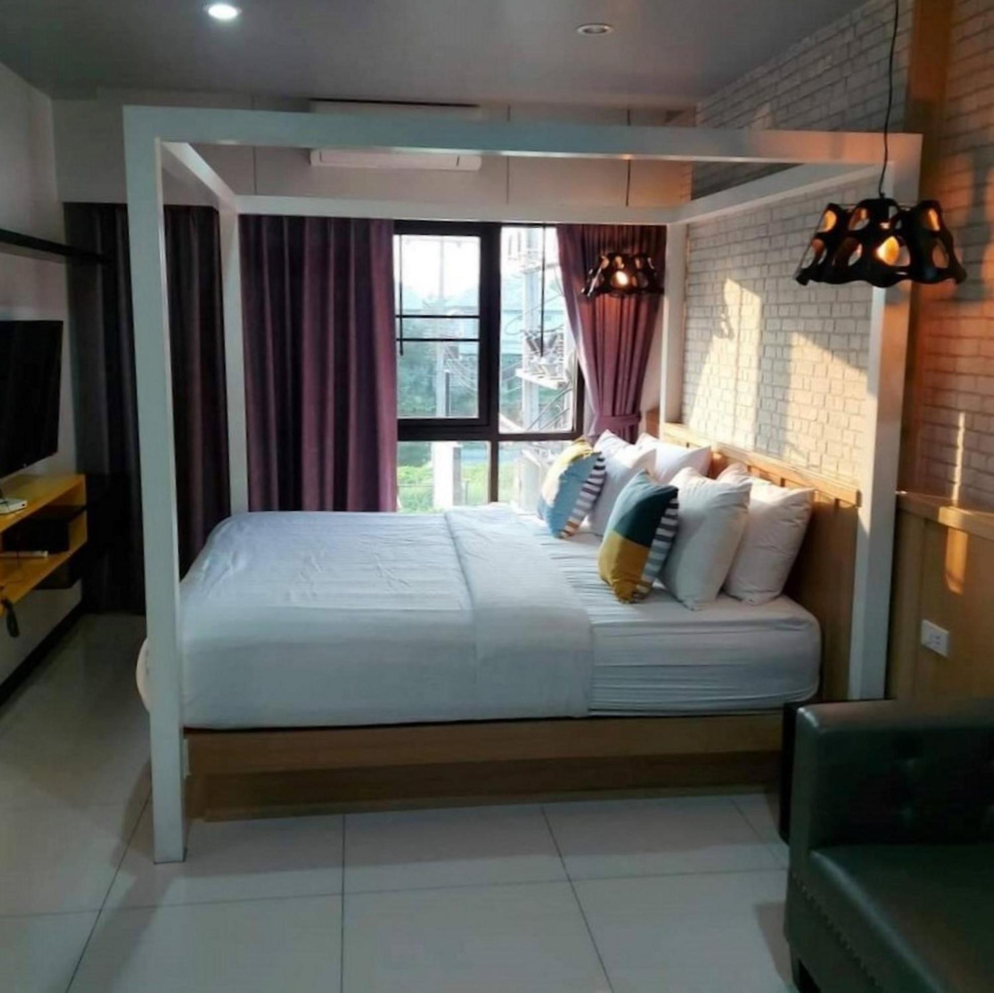 Baan Bangkok 97 Hotel Pathum Thani Room photo