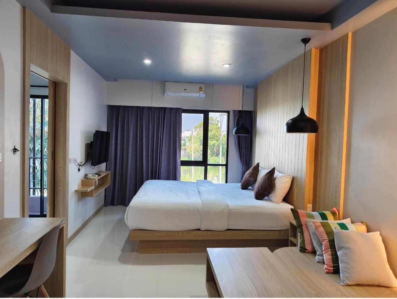 Baan Bangkok 97 Hotel Pathum Thani Room photo