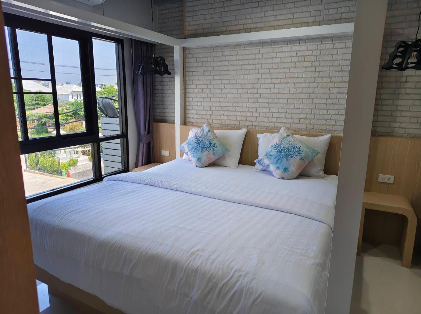 Baan Bangkok 97 Hotel Pathum Thani Room photo